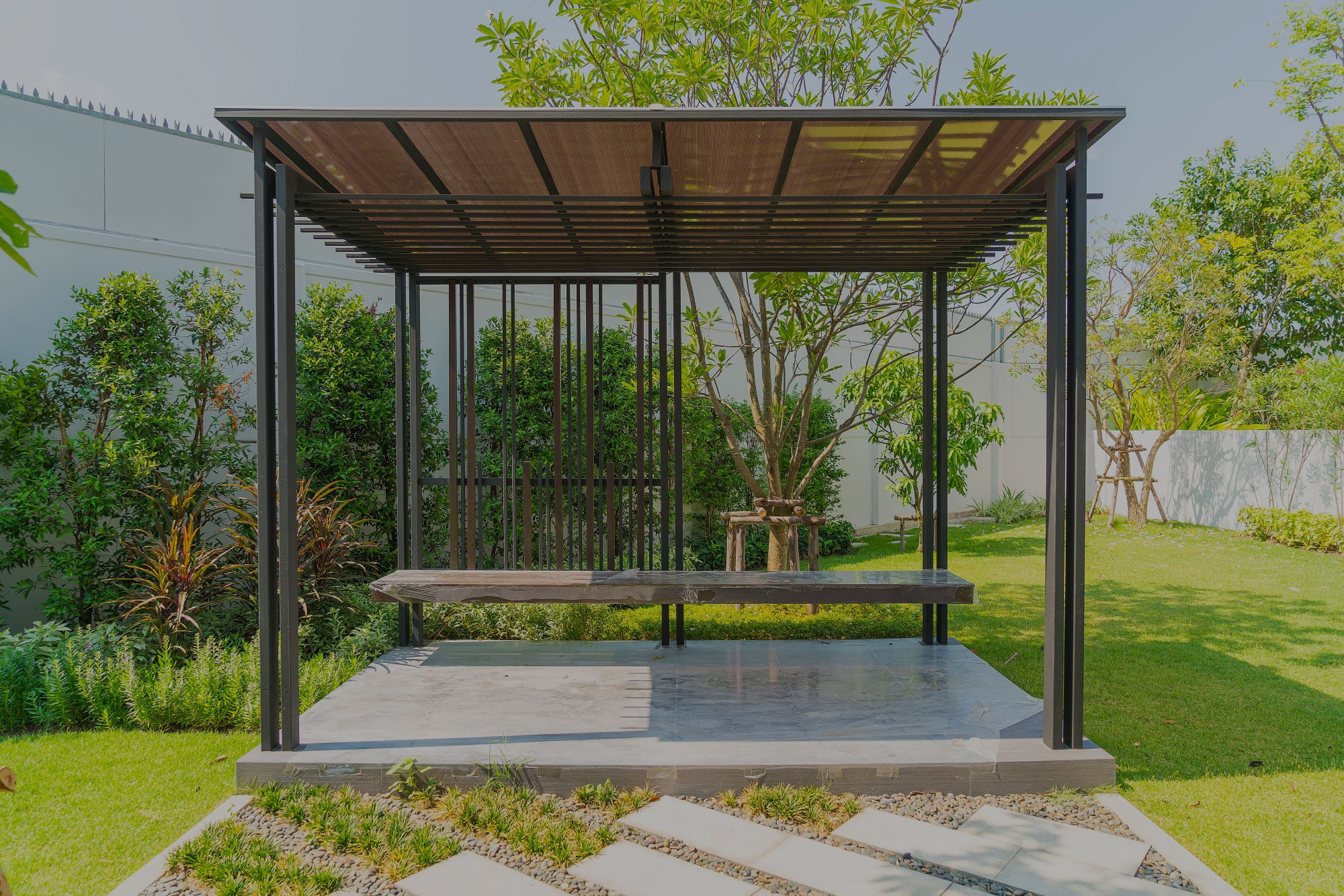 empty-pavilion-garden